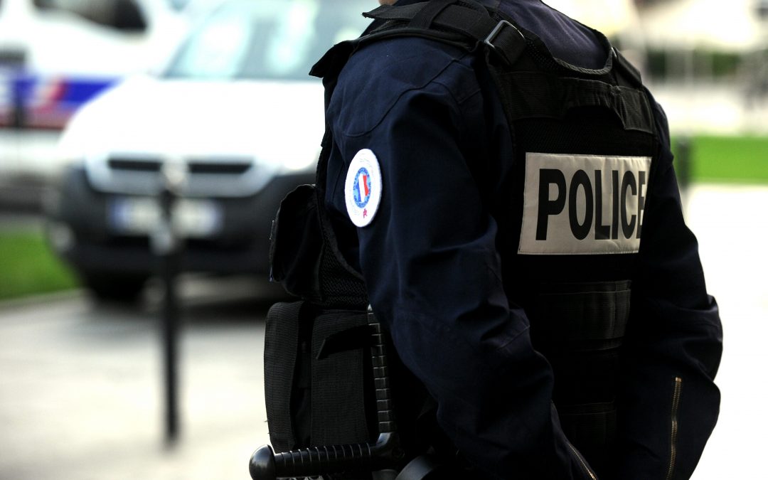 Annecy: prison ferme pour un homme qui avait agressé une passante et des policiers